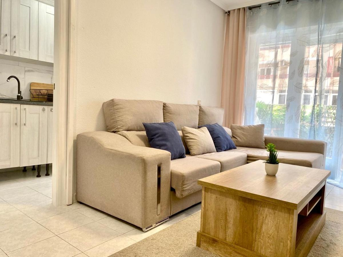 Torrevieja Modern Apartment With Swimming Pool ภายนอก รูปภาพ
